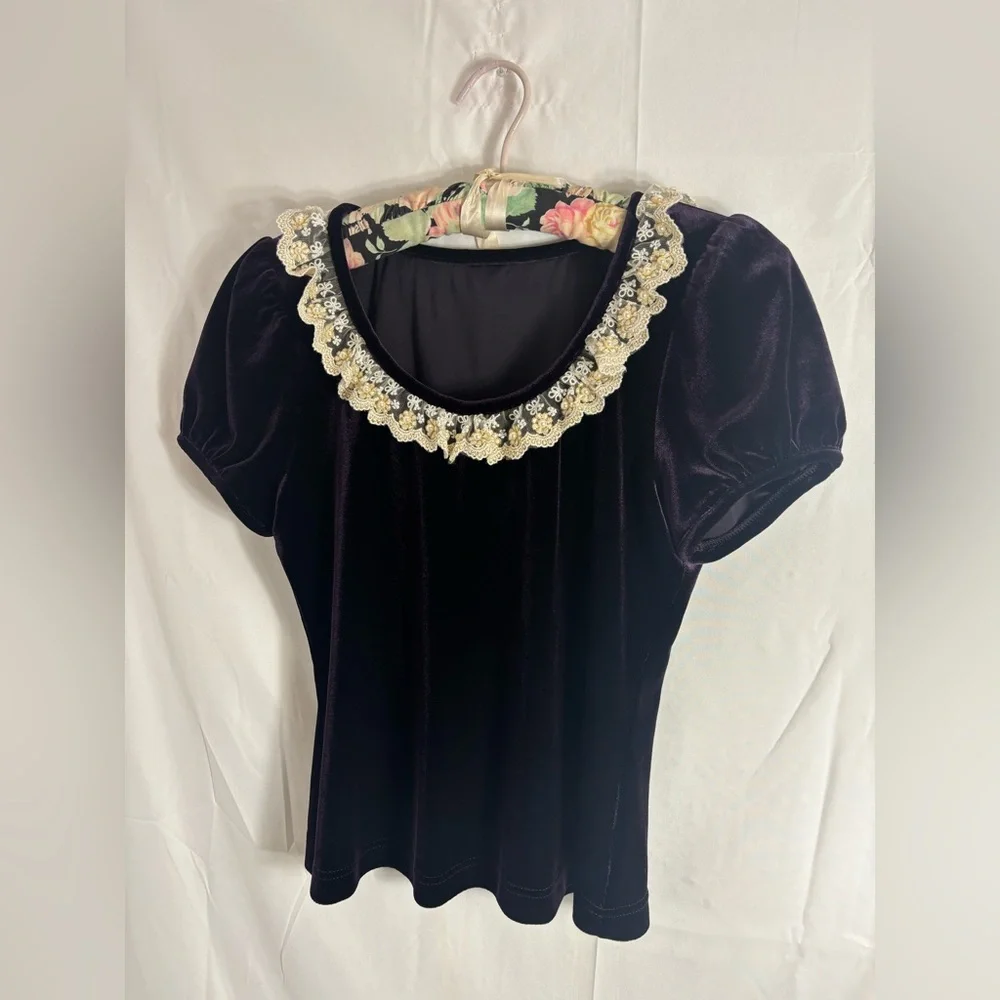 Purple Velvet Scoop Neck Lace+Pearl Embellished Neckline Puff Sleeve Top Size M - Picture 2 of 16